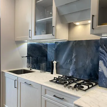 Bb Z Widokiem Na Krynice *